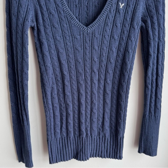 Y2K 2009 American Eagle V-Neck Sweater Womens M Navy Cableknit Preppy Academia - Picture 3 of 10
